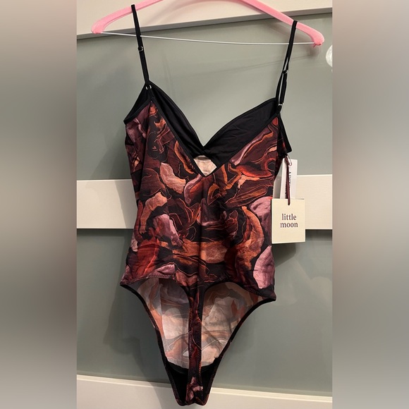 Aritzia Little Moon Caladium Italian Bodysuit Black/Mocha Medium M NWT - Picture 2 of 2